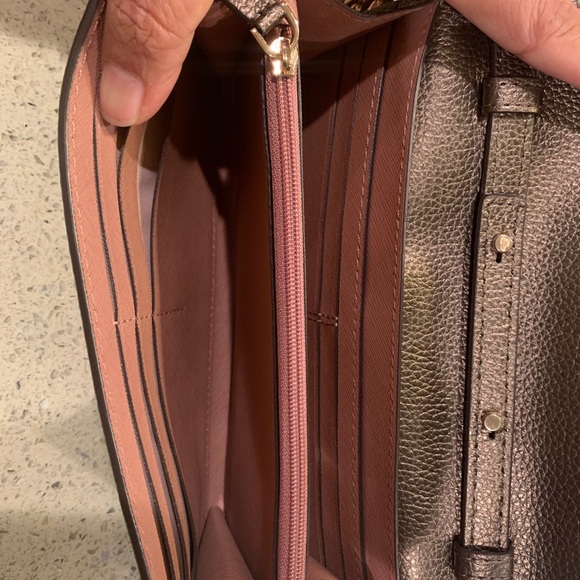 Authentic small Kate spade - Picture 3 of 5